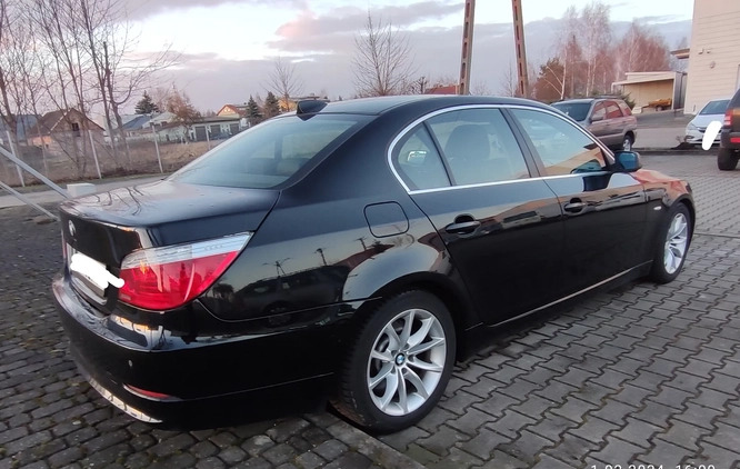 BMW Seria 5 cena 41200 przebieg: 267000, rok produkcji 2007 z Warszawa małe 137
